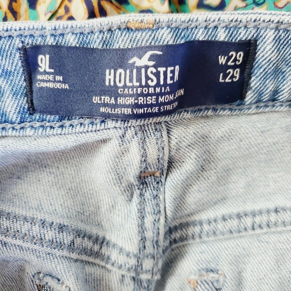NWT Hollister Women's Distressed Ultra Highrise Mom Jean.‎ Size 29/9L - Picture 9 of 10